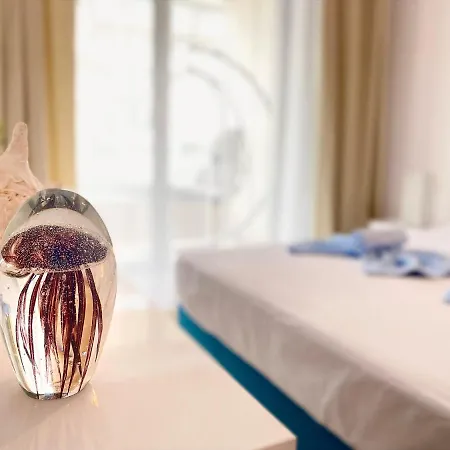 Seashell Apartment *